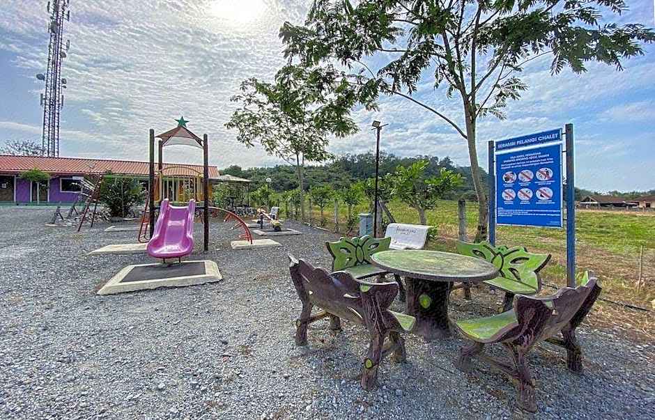 Capital O 90168 Serambi Pelangi Chalet