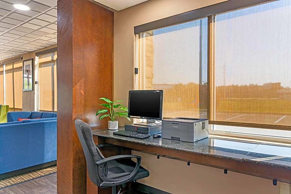 Comfort Suites Brunswick