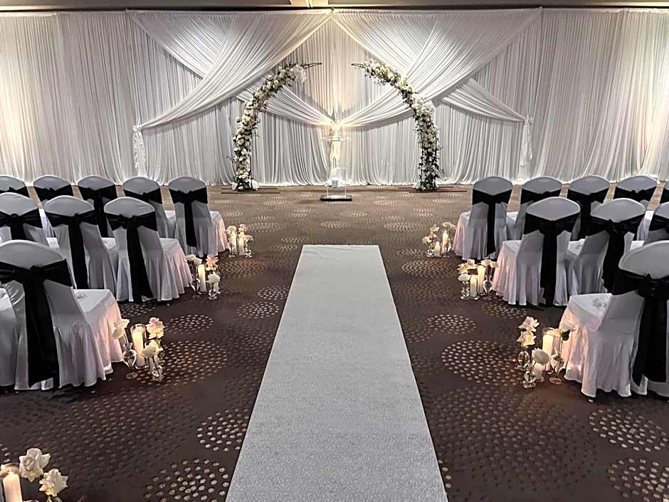DoubleTree By Hilton Hotel Bloomington