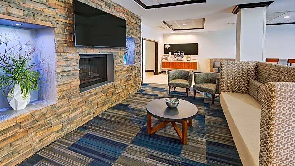 Holiday Inn Express Hotel & Suites Cookeville By IHG