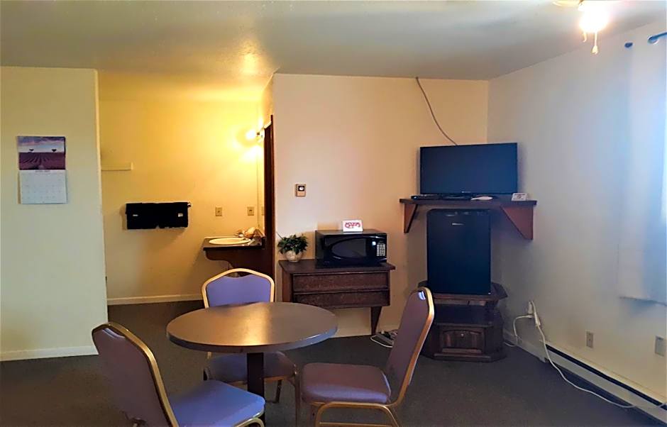 OYO Hotel Cheyenne Wells - US 40