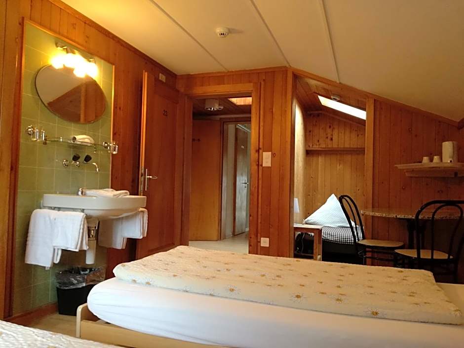 Gasthof Schoenegg B&B