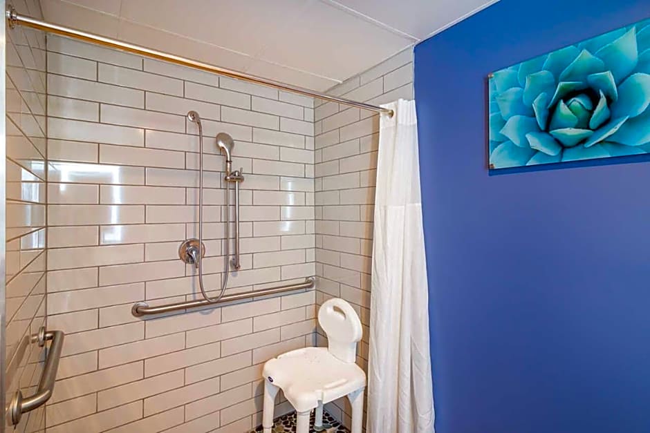 Quality Inn near MCAS Cherry Point