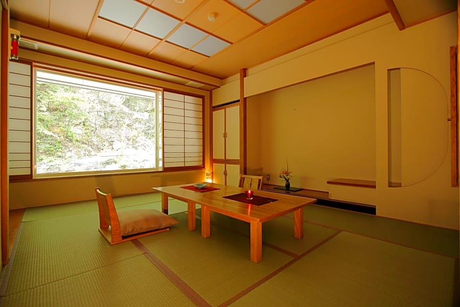 Yokoya Onsen Ryokan