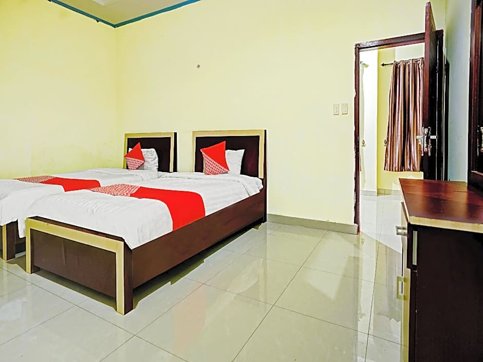 OYO 90331 Hotel Toba Shanda