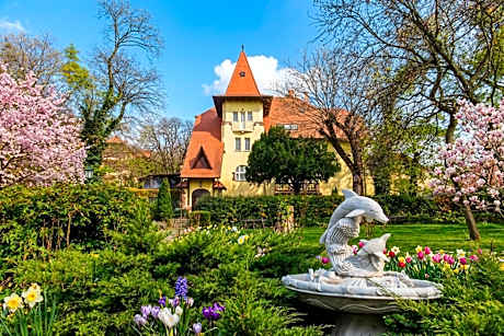Fried Kastély Hotel Simontornya