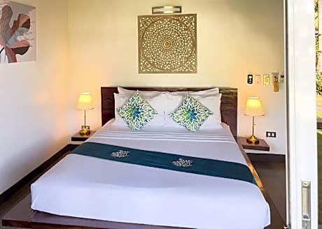 Cadlao Resort and Restaurant