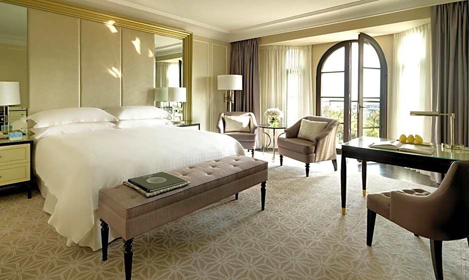 Four Seasons Hotel Baku