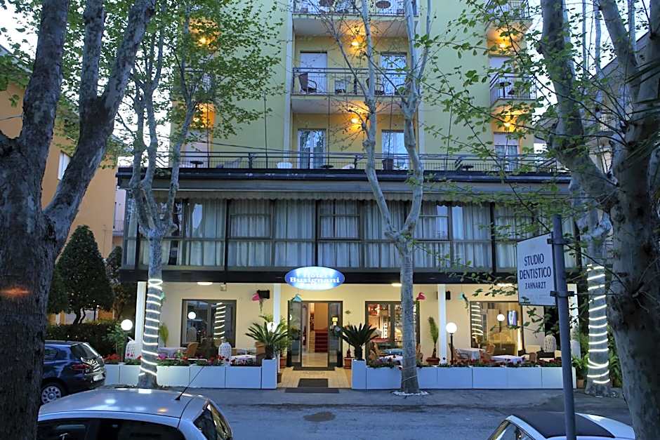 Hotel Busignani