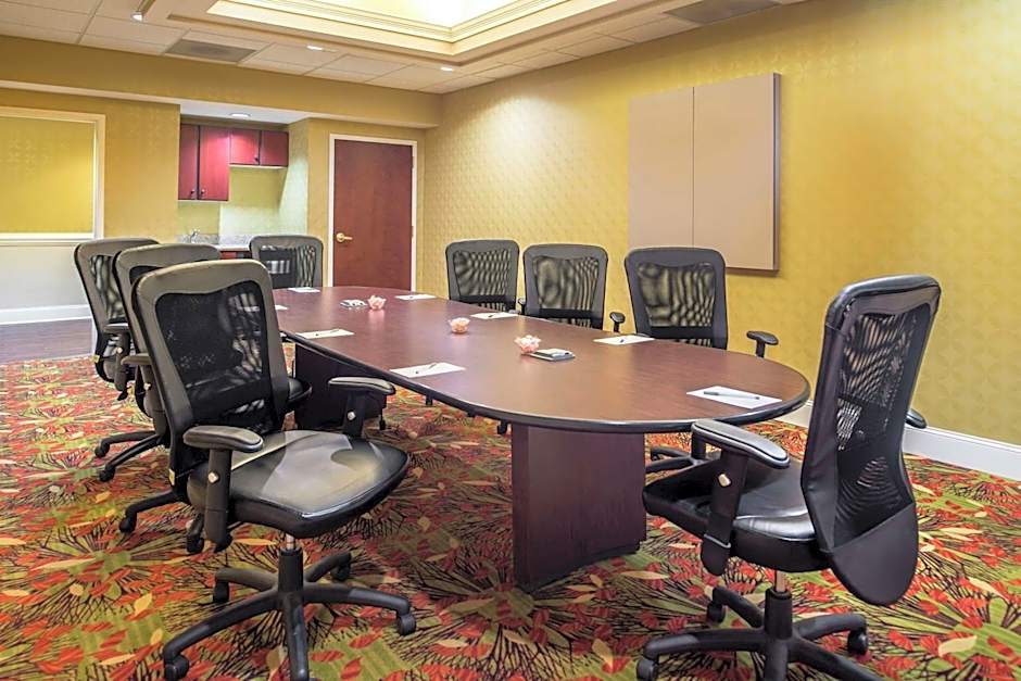 Hampton Inn & Suites Charlotte-Arrowood Rd.