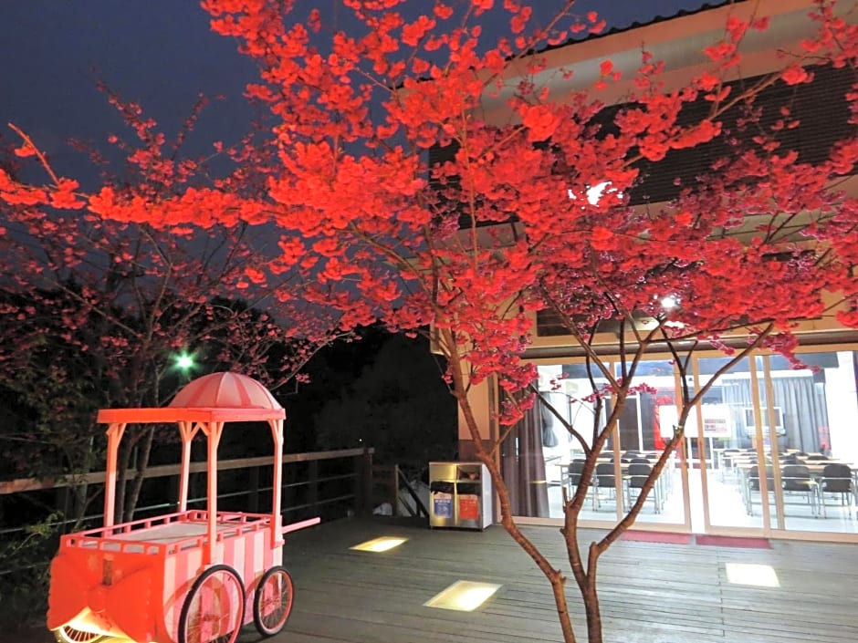 Sanyi Sakura Resort