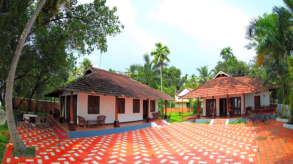 Saro Lake County Hotel