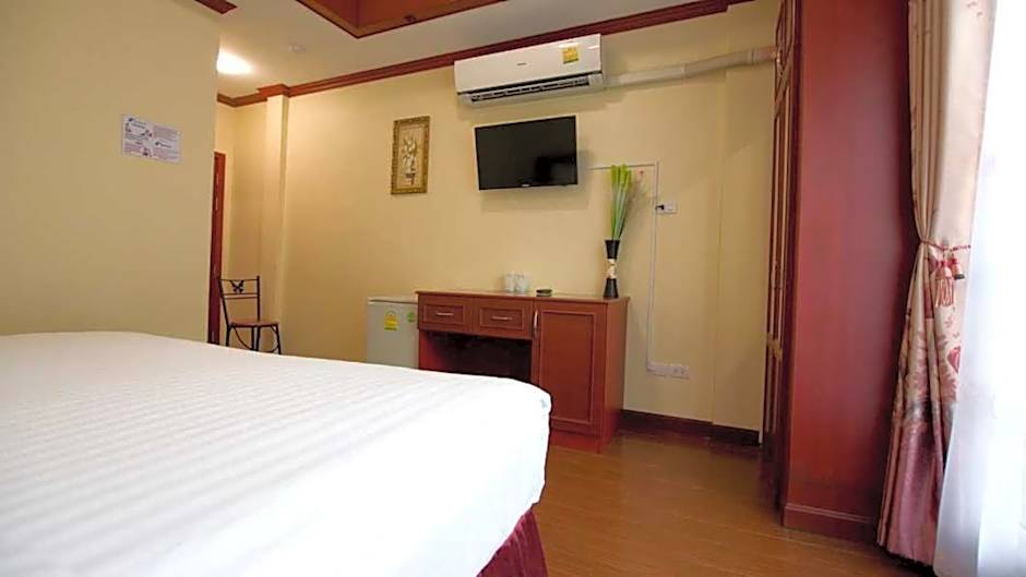 Bluebird Inn Pattaya