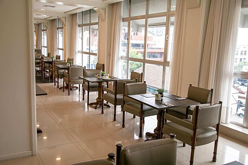 Plaza Blumenau Hotel