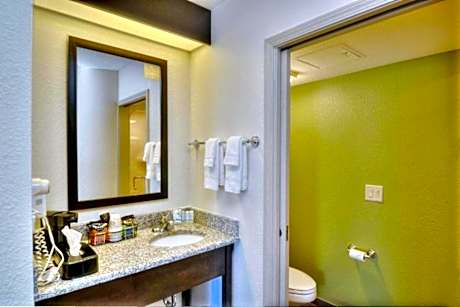 Double Room with Two Double Beds - Non-Smoking