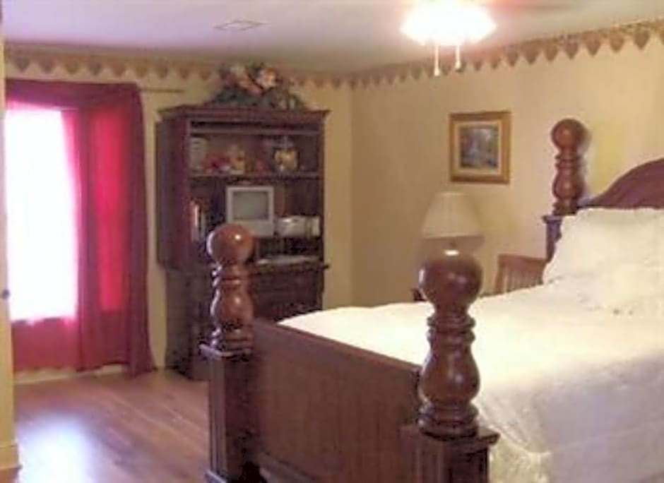 Susan's Cottages – Alexandria, LA