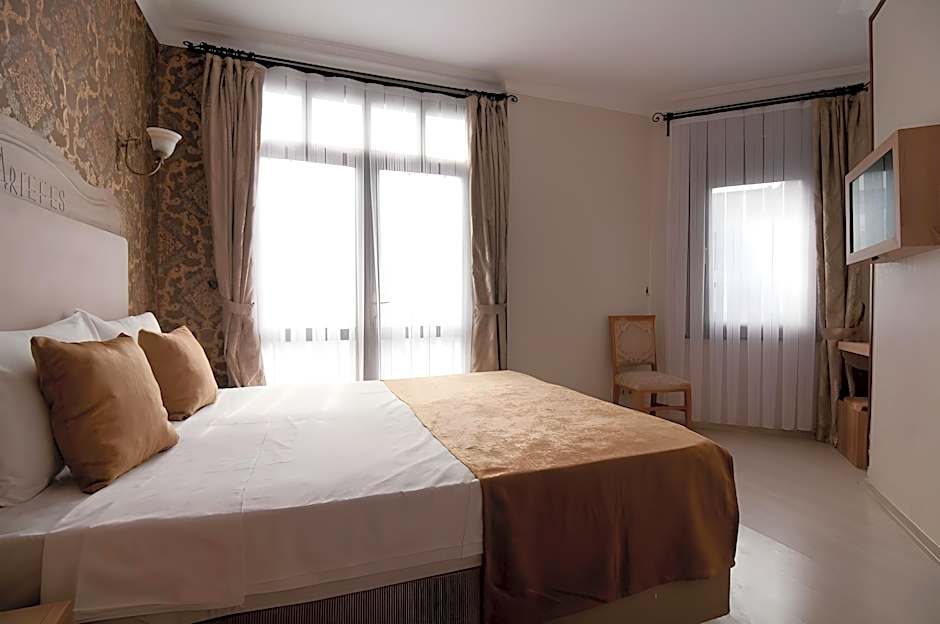Artefes Hotel