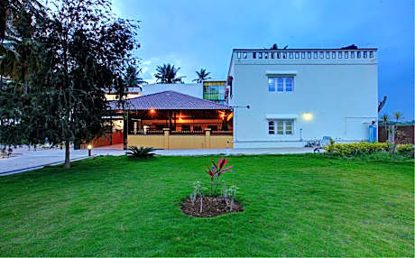 WAW 7708 MK Jungle Theme Resorts