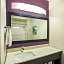 La Quinta Inn & Suites by Wyndham McAllen La Plaza Mall