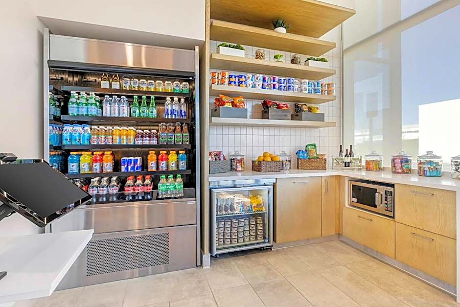 Cambria Hotel Burbank Airport