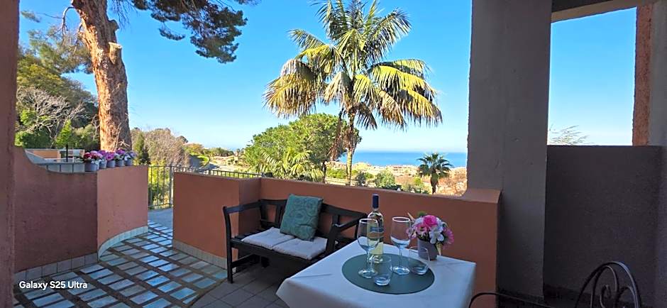 Hotel Calysea Tropea - Breakfast & Brunch Until 13-00 Included - Free Private Parking
