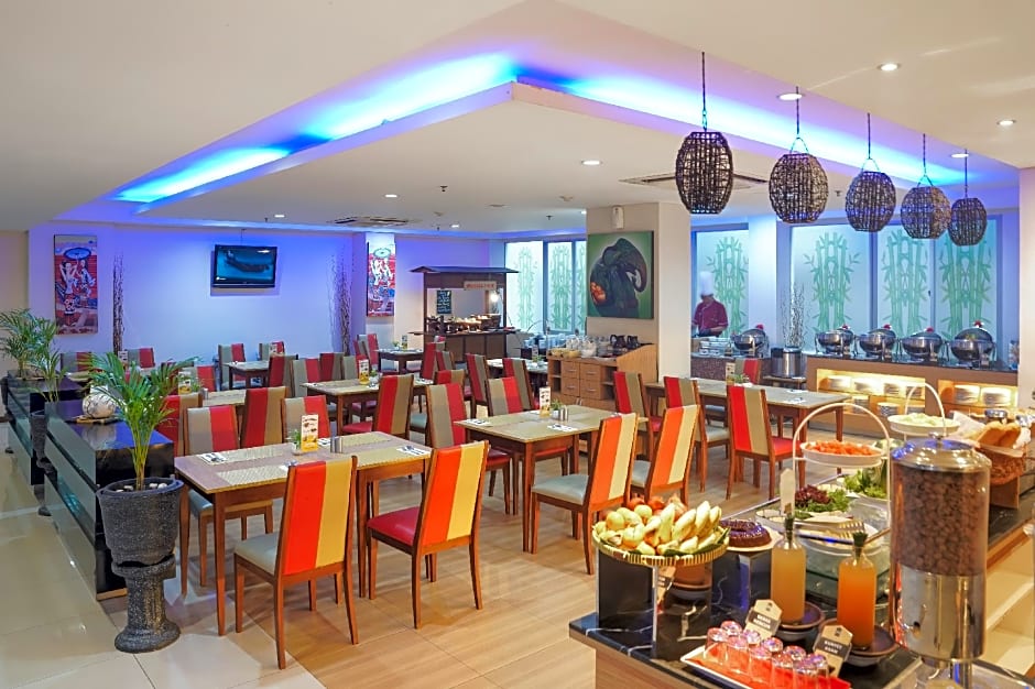 Atrium Premiere Hotel