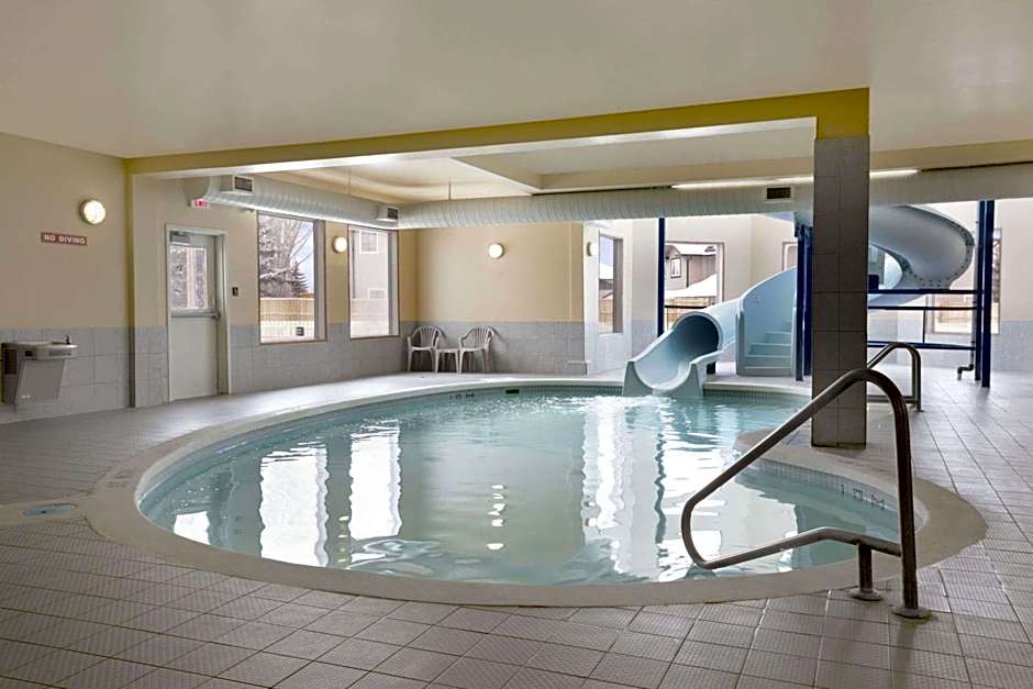 Days Inn by Wyndham Moose Jaw