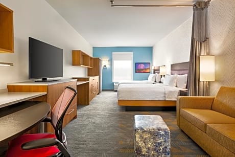 Studio Suite with Two Queen Beds - Hearing Access/Non-Smoking