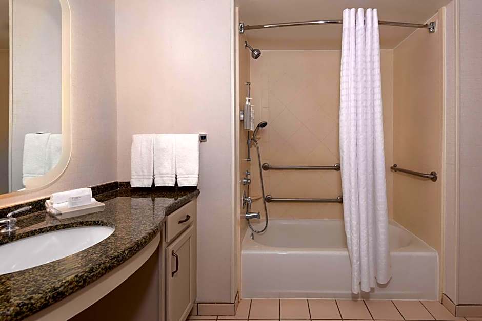 Homewood Suites by Hilton Tampa Airport-Westshore