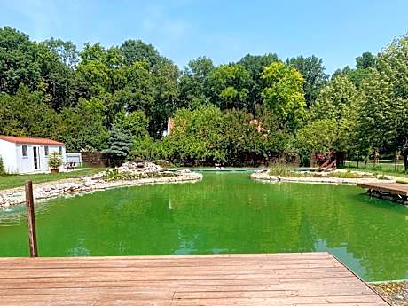 Aranykert Apartmanok Vének