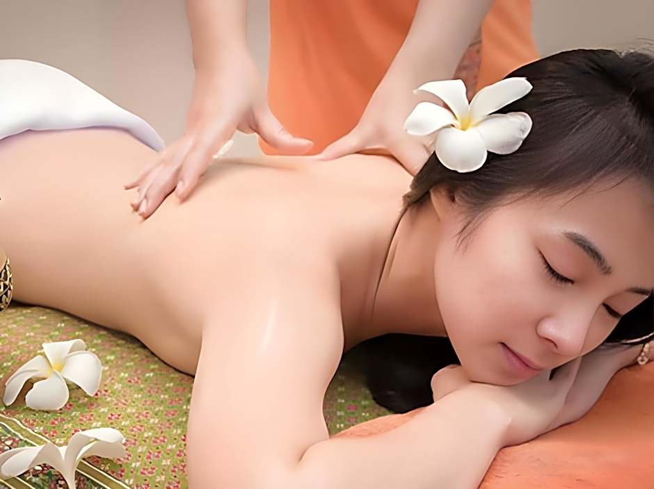 Dragon River Avenue Hotel