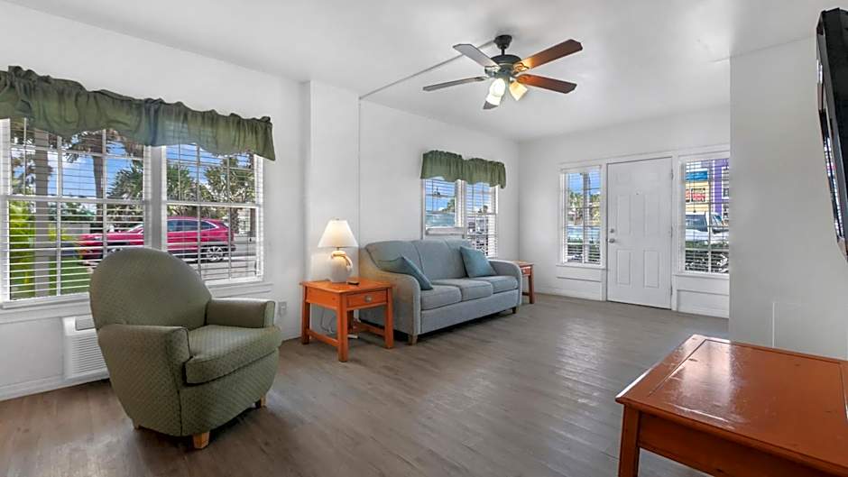 Ocean Court Beachfront Hotel