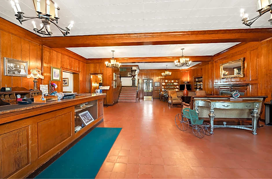 Americas Best Value Inn Historic Clewiston Inn