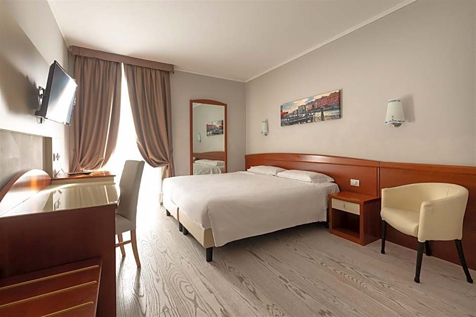 Noventa Hotel