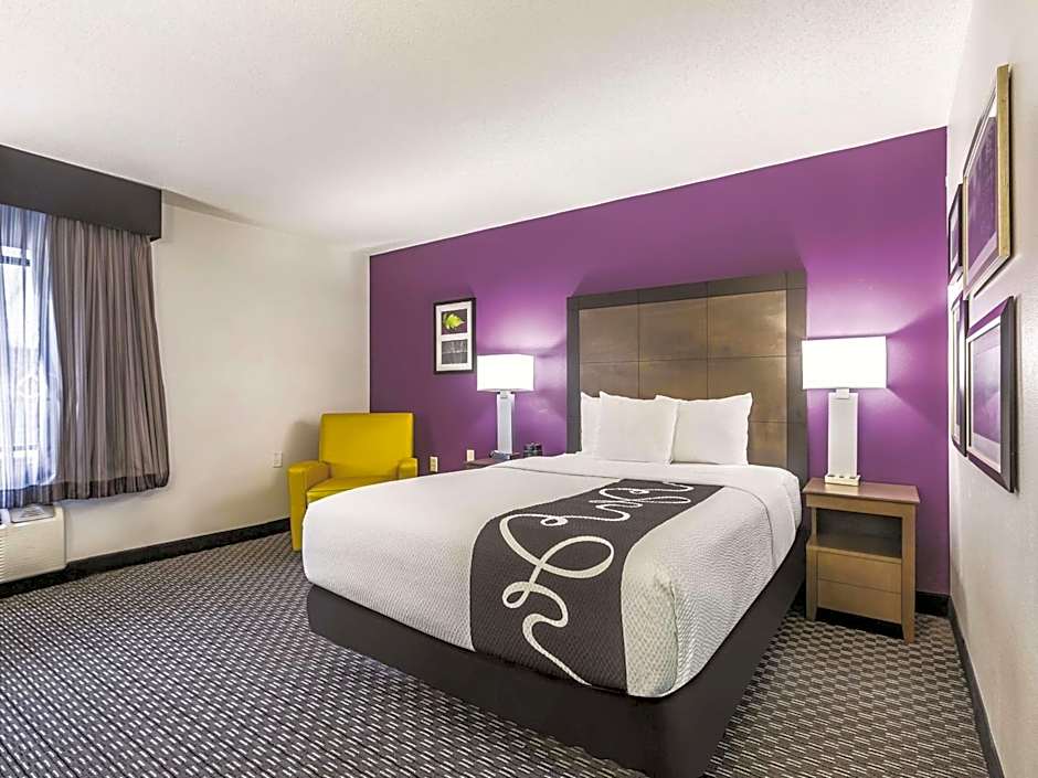 La Quinta Inn & Suites by Wyndham Atlanta Midtown - Buckhead