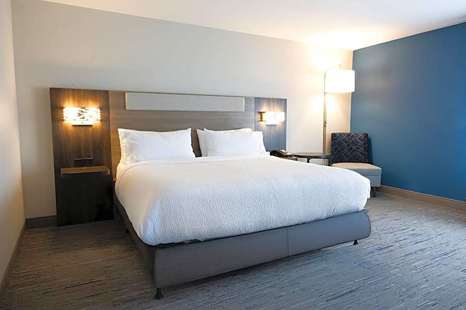 Holiday Inn Express And Suites Mansfield Ontario By IHG