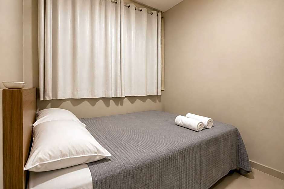 Comfortable 3 Bedrooms: Side Sea View