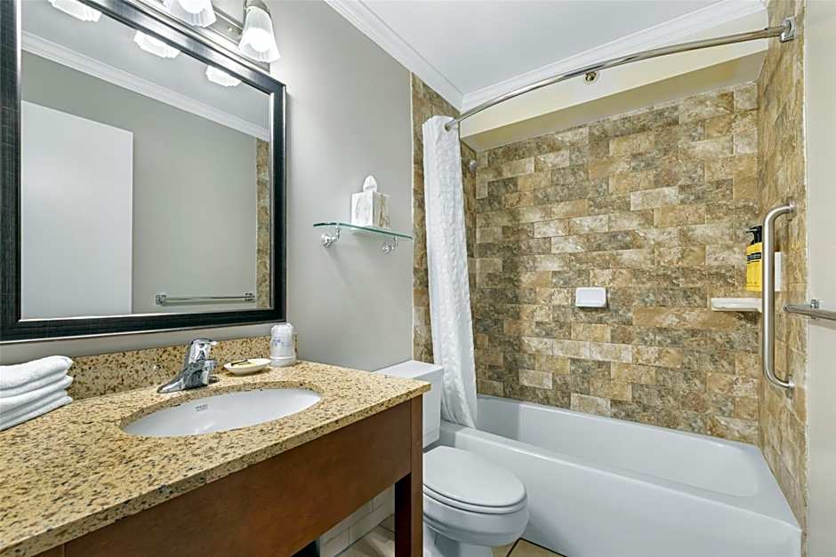 Best Western Plus Windjammer Inn & Conference Center