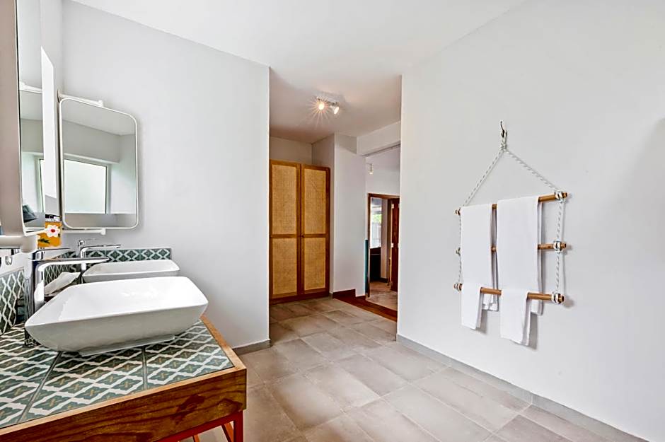 C Rodrigues Mourouk - Rodrigues Island