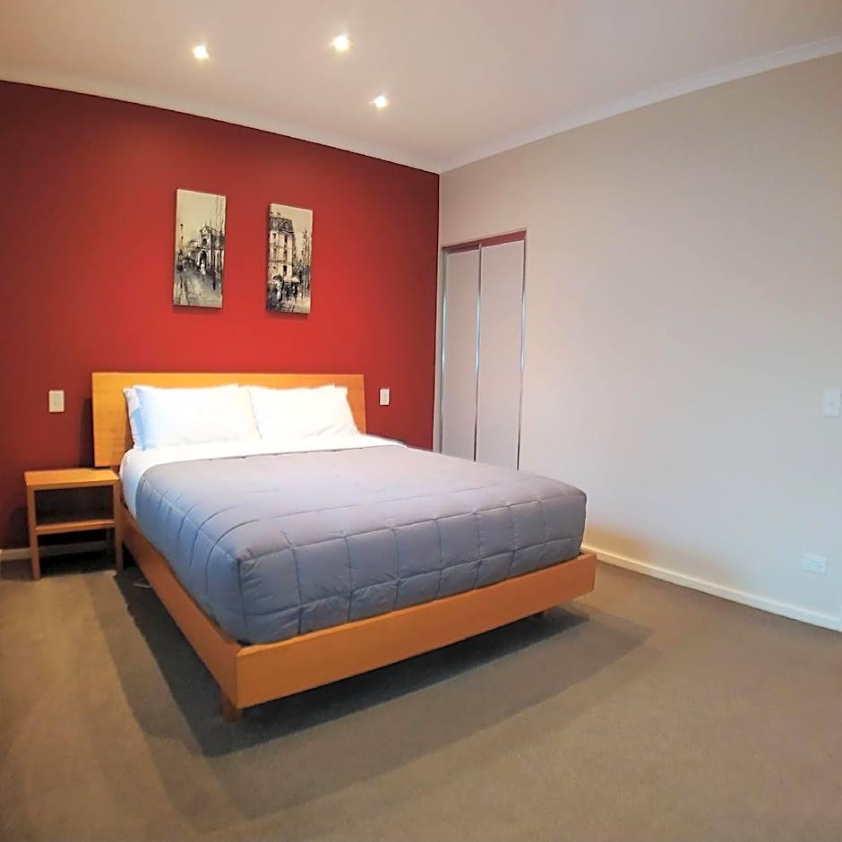 A Must at Coonawarra Apartment