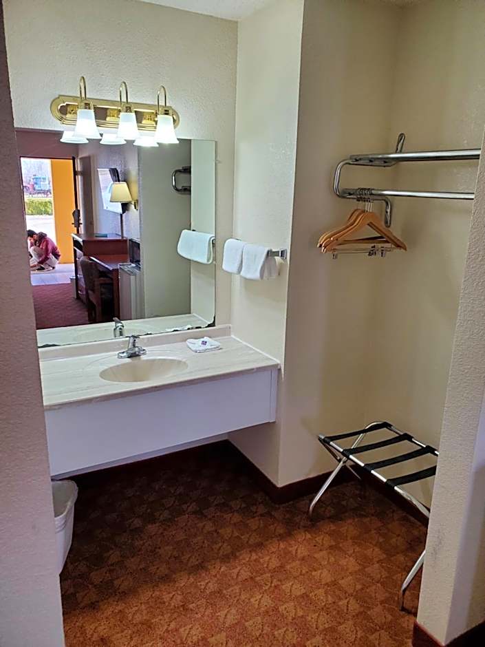 Motel 6 Shamrock TX