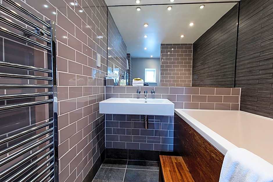 The Colonnade London