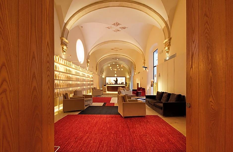 Convent de la Missio- Adults Only