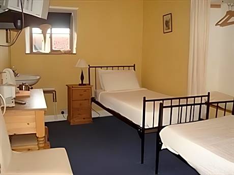 Twin room-Private Bathroom-across from the landing