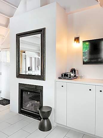 King Room with Balcony