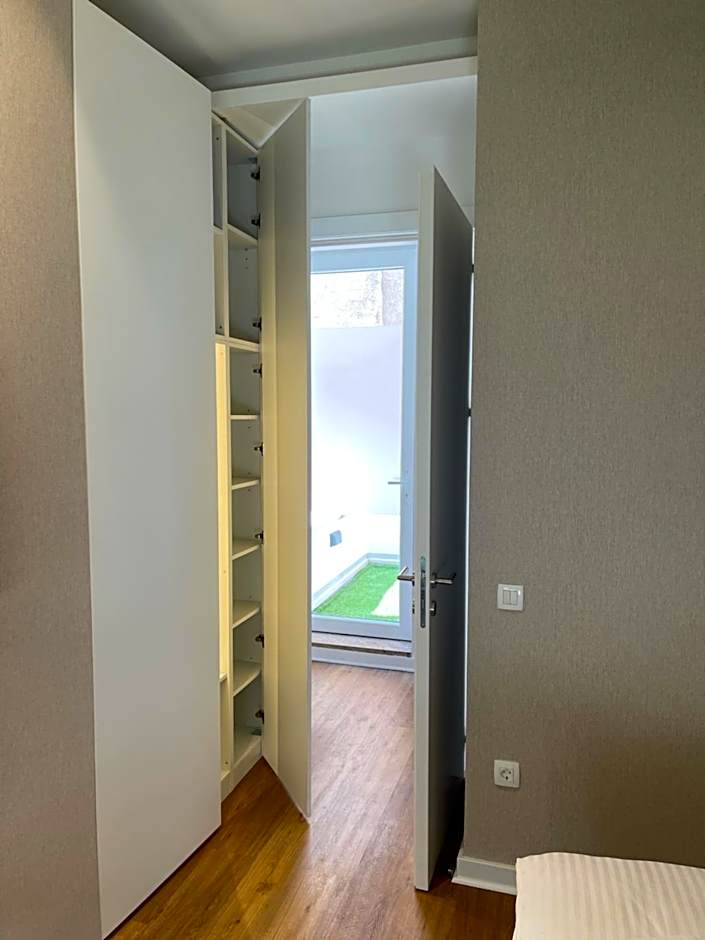 Belgrade Inn Garni Hotel