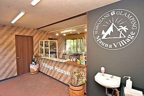 Hawaiians Glamping Mauna Village