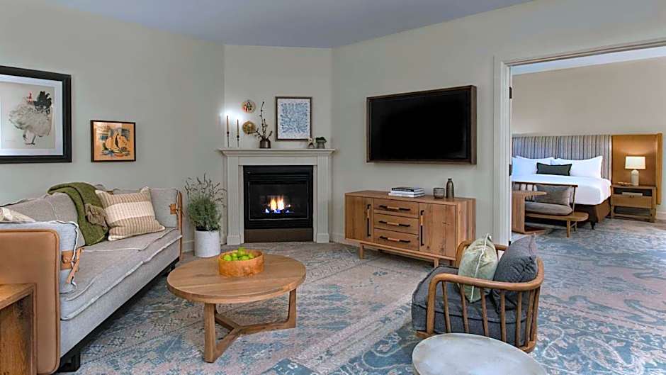 Photo 1 of 7 of Premier 1 Bedroom Lodge