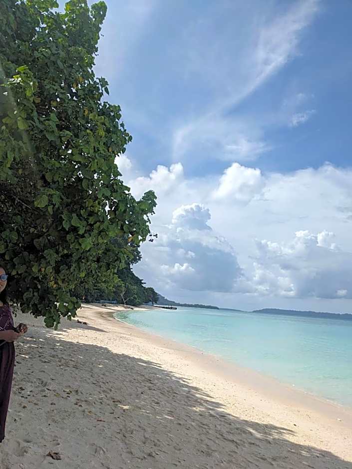 Cross Bill Beach Resort – Havelock Island, OK