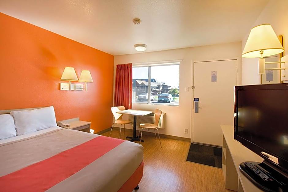Motel 6-Pendleton, OR
